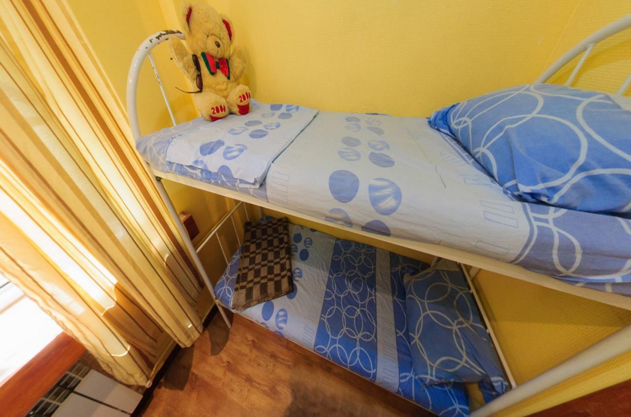 Yourhostel Svyatoshino キエフ エクステリア 写真