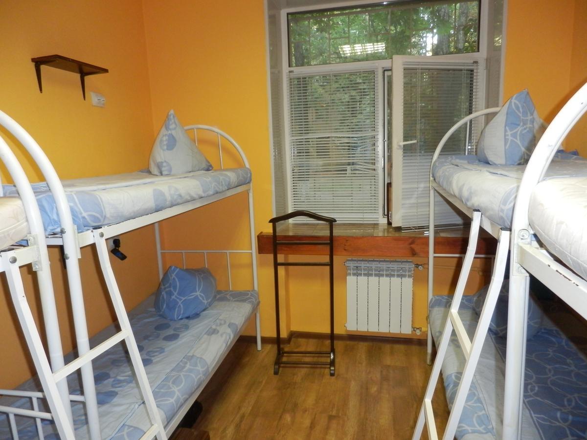 Yourhostel Svyatoshino キエフ エクステリア 写真