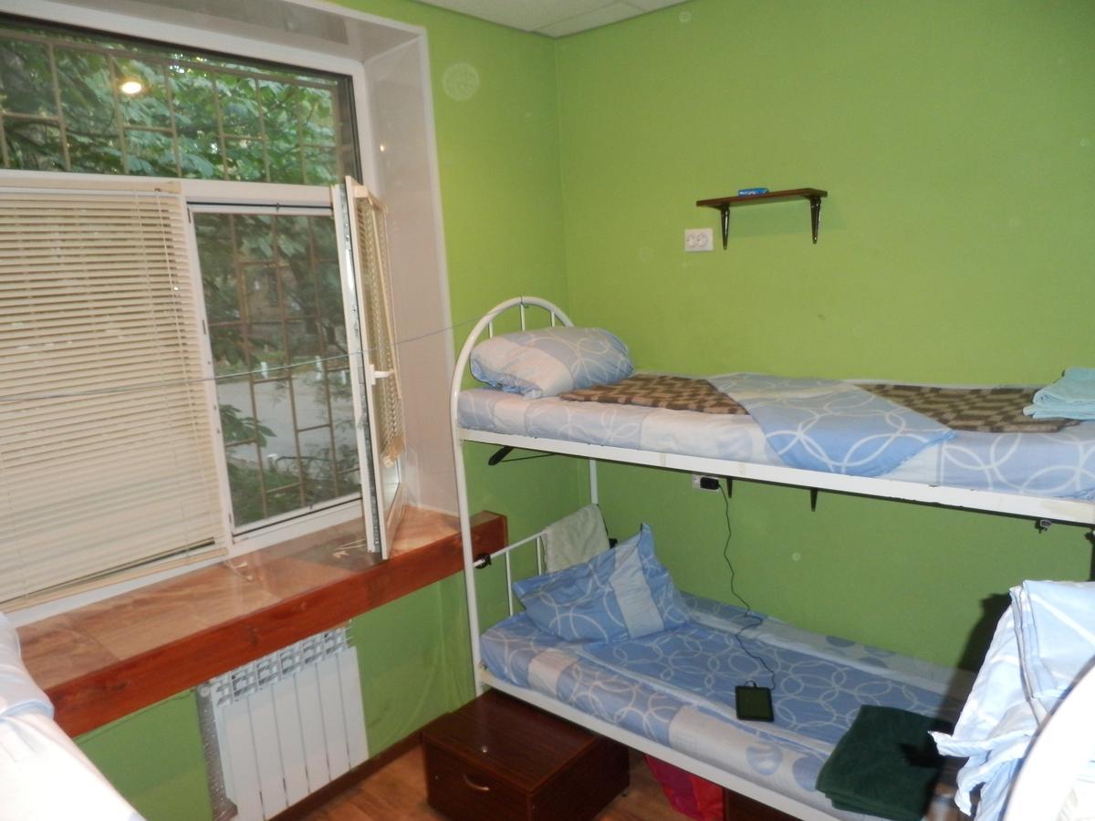 Yourhostel Svyatoshino キエフ エクステリア 写真