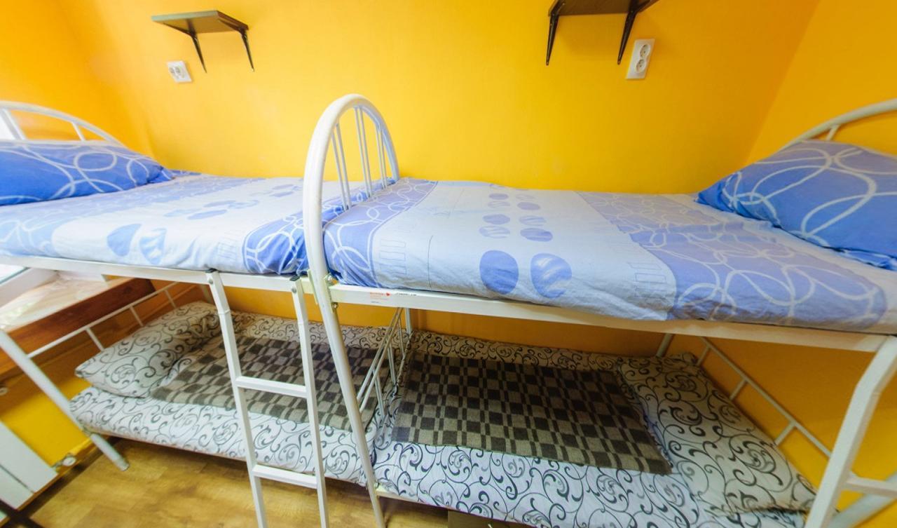 Yourhostel Svyatoshino キエフ エクステリア 写真